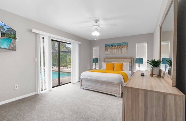 Candida's RetreatnSleeps 8 Guests :n3 Bedrooms, 5 Beds, 2 Full BathsnHeated Pool