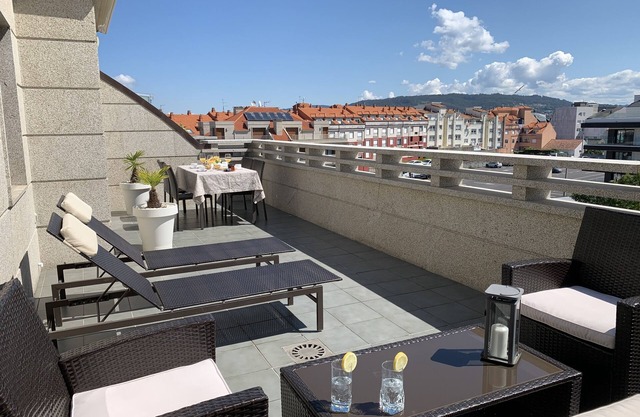 CANELAS SUITES APARTMENTS