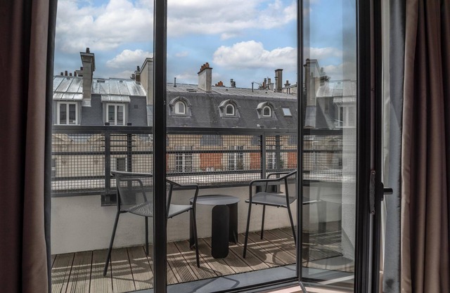 Canopy by Hilton Paris Eiffel Tower