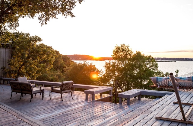 Canyon Lake Haus with private patio and beach access