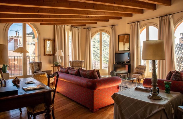 Cardona Luxury Penthouse by Duquessa Hotel Collection