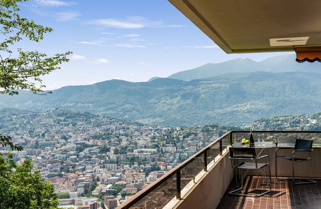 Casa Al Bosco With Pool, Aldesago (Lugano), Switzerland