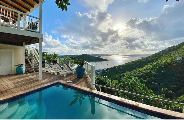 Casa Amor Villa - Stunning Views, Pool and Solar Backup