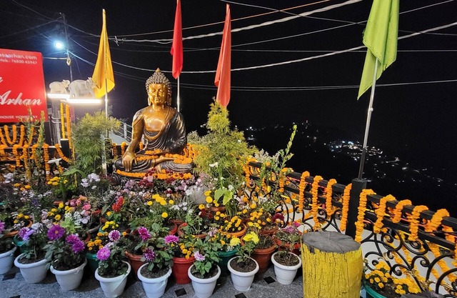 CASA ARHAN LUXURY PENTHOUSE-3MINS from MALL ROAD