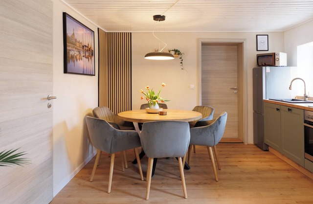 CASA BENJI 1 - spacious apartment - country house style - families - garden - parking lot