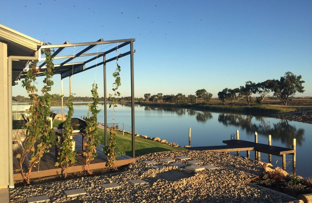 Casa Carrera at the River