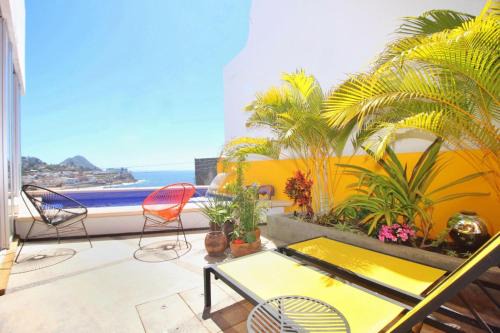 Casa Cascada - Luxury Home with Pool and Views