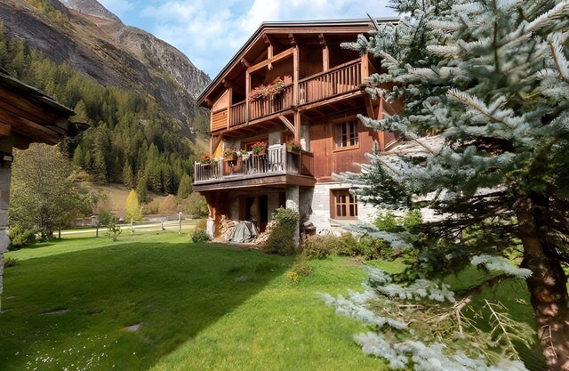 Casa-Chalet Brizolée avec vue sur le lac à Tignes