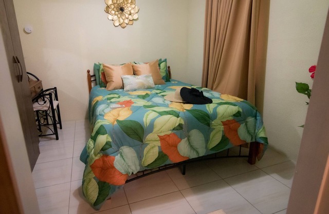 Casa Cicada Sleeps 4 with Balcony
