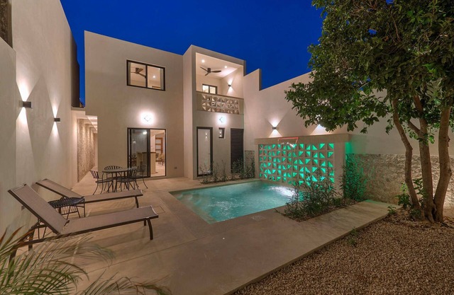 Casa Cigno in Merida Centro with Sunny Pool & Private Garage!