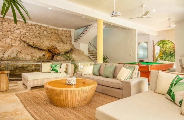 Casa Coral Sosua. Bright and Stylish Fun on the Beach!