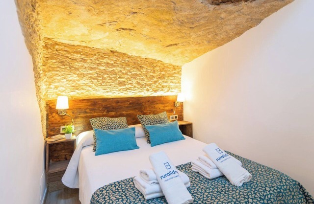 Casa Cueva El Puente Setenil de las Bodegas by Ruralidays