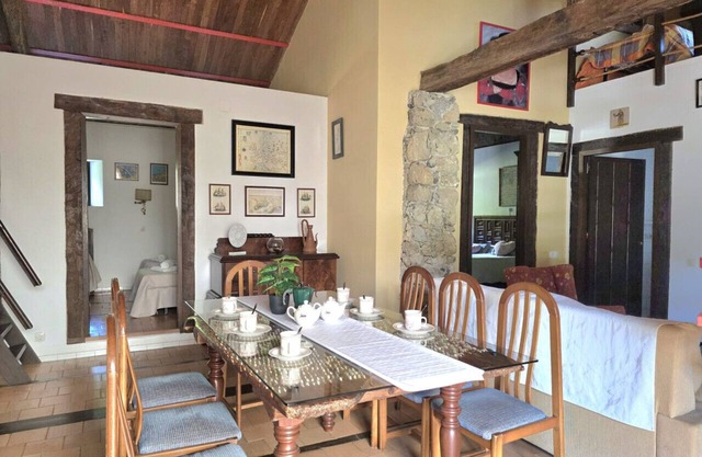 Casa de campo con jardín - La Casa Gótica 5815