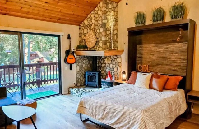 Casa del Lago-Modern Mountain Studio!