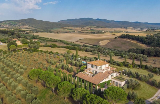 Casa Del Vento 10, Emma Villas