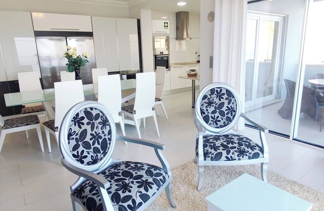 Casa do Mar - Luxury Villa w rooftop SwimSpa