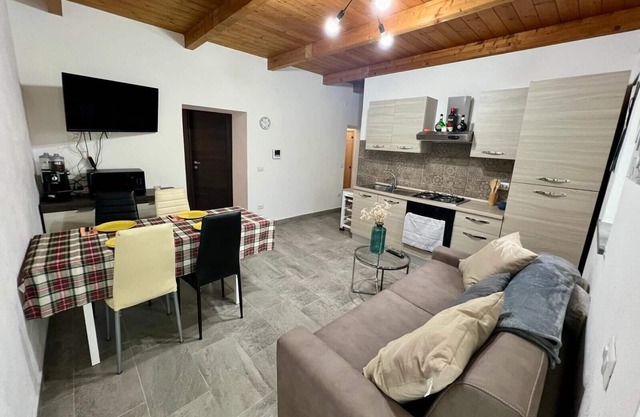 Casa indipendente zona centralissima di Bosa R6027