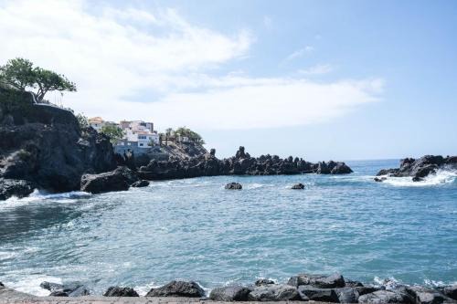Casa Julio - Coastal Retreat - 3 min from beach
