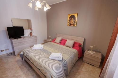 CASA LINA-15 MINUTI DA PANTALICA - POCHI PASSI DAL CENTRO STORICo