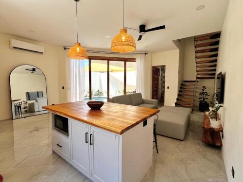 Casa María - Playa hermosa Cóbano