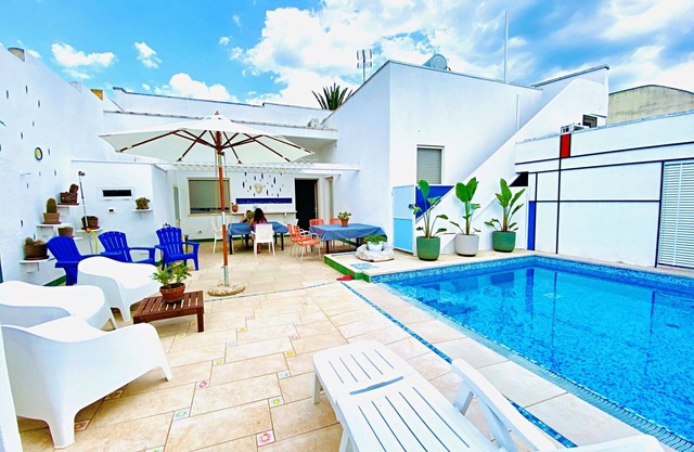 Casa Mondrian - Camere con Bagno e Piscina Privata