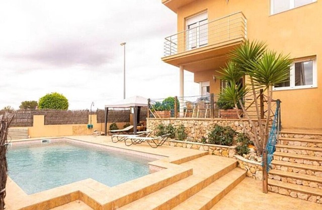Casa Piscina Privada L'ampolla 13pers