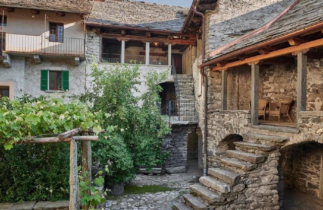 Casa Portico - Foundation Holidays in a listed building