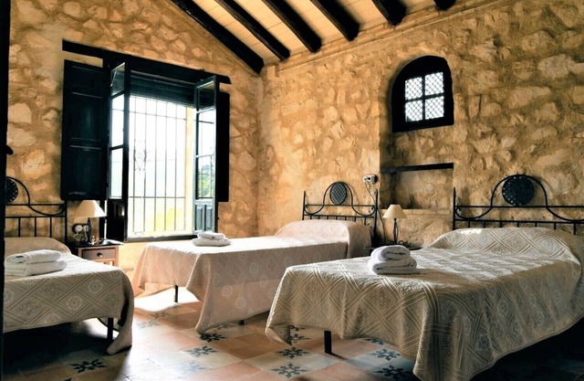 Casa Rural en la Sierra Sur Sevillana. Desconecta en Plena Naturaleza