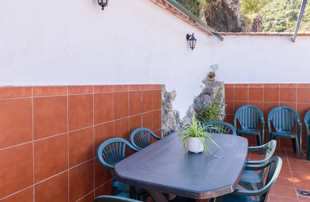 Casa San Antonio Benamahoma by Ruralidays