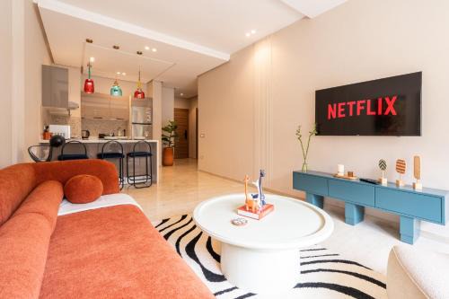 Casablanca, 5 min to CMN Airport - 1BR - Pool - Netflix