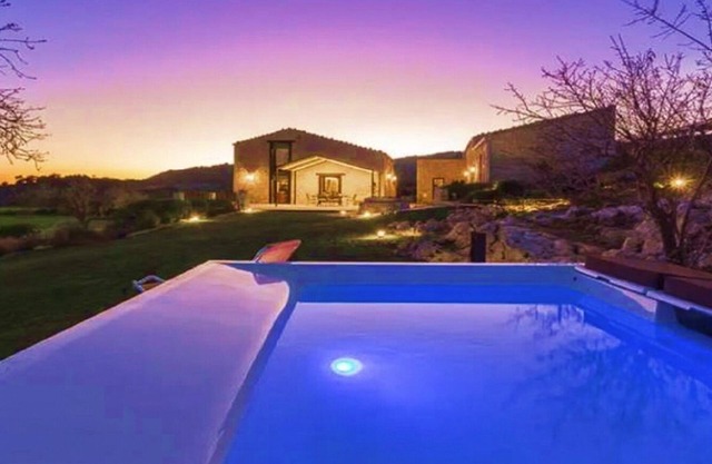 Casale del Mandorlo piscina - jacuzzi riscaldata