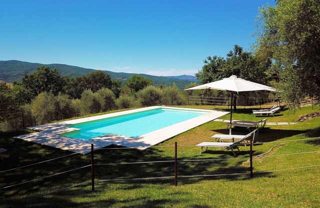 Casanova - exclusive villa 4 bdrs 400 mq