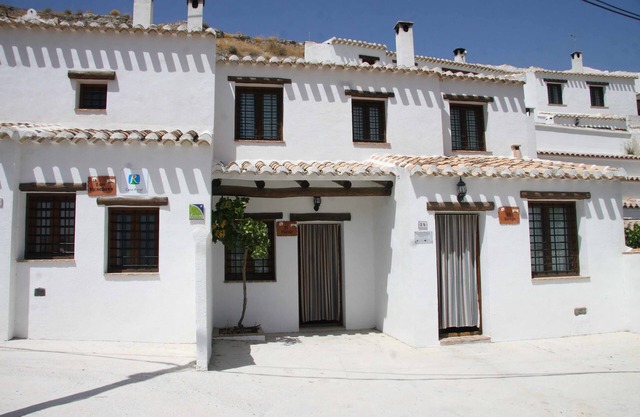 Casas Cueva El Mirador de Galera for 7 people