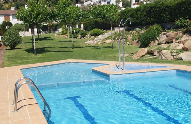 Casita Regino with communal pool