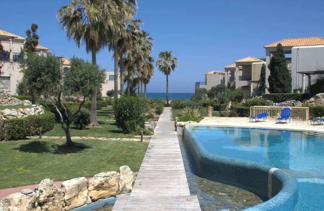 Cassiopeia 2-Beds Lower on Beach w Pool