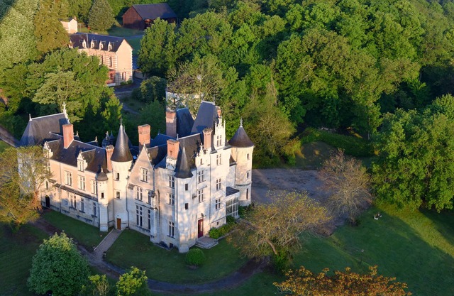 Castle in Touraine, Castle in Loire Valley