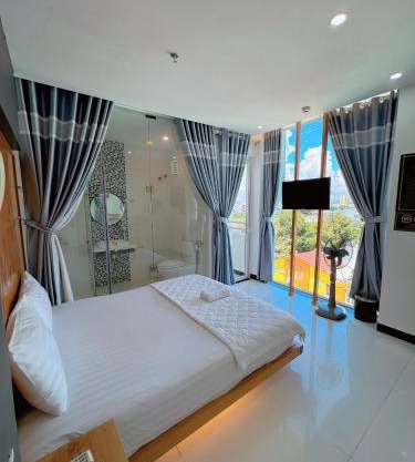 Cen Hotel