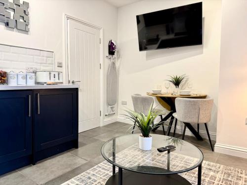Central Embankment View Apartment 1BR