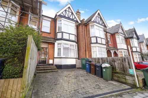 Central Harrow 5 Studio Apartment Block