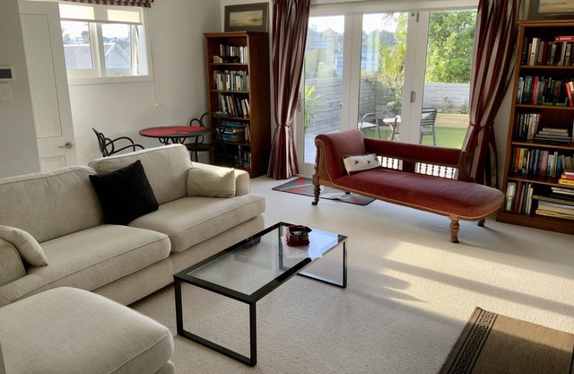 Central luxury Garden Flat - Grey Lynn
