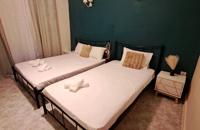 Central Piraeus port apartment