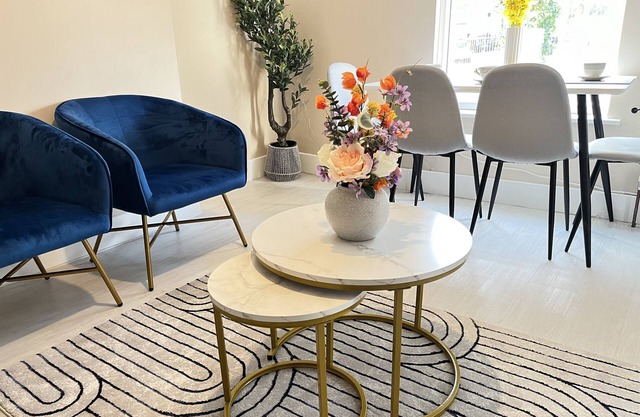 Central Winchester Serviced Apartments Within Reach of Train Station