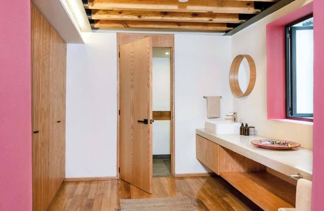 Centrally- Located Loft in Historical Building