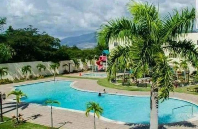 Cerro Altos jardin 809-488-8618