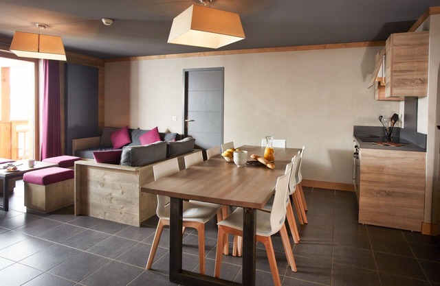 CGH Rés&Spa Chalets du Soleil (C) by Interhome