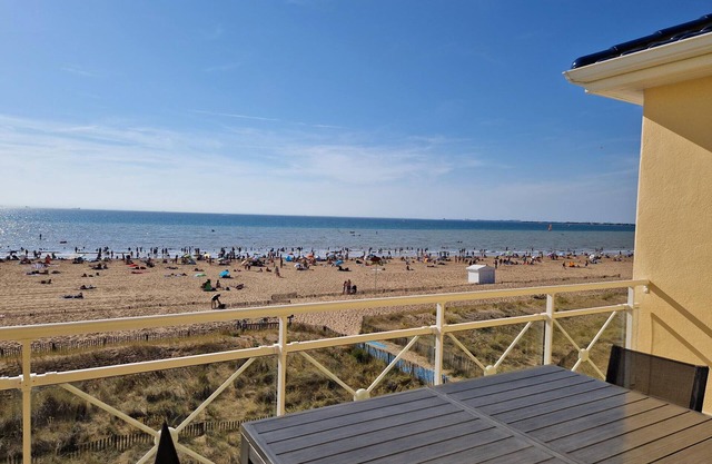 Châtelaillon-Plage: 4-room apartment, 6 people, terrace, WIFI