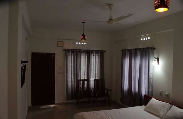 Chael Airport Residency Double Room Non AC,Nedumbbassey,Cochin
