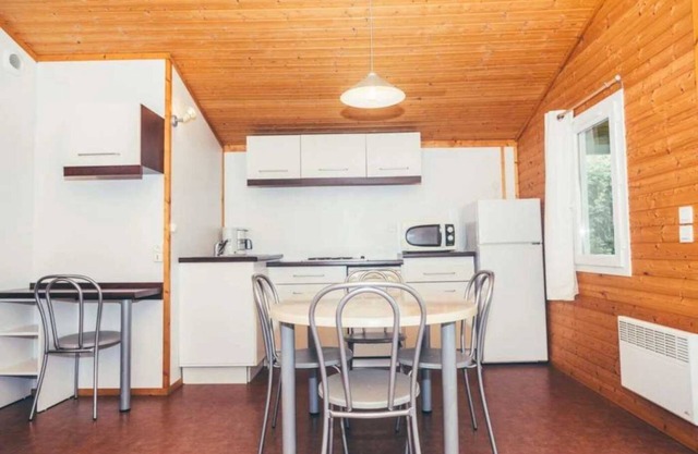 Chalet 3 étoiles - Piscine - eebbia