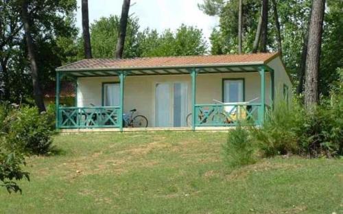 Chalet 4 étoiles - Piscine - eeecic