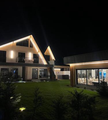 Chalet Amurg Arinis Gura Humorului